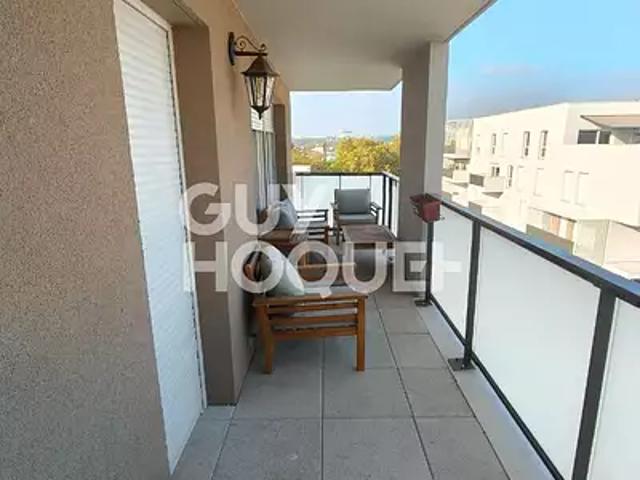 Givors 69700 Achat / Vente appartement 3 pièces t3 au dernier étage terrasse