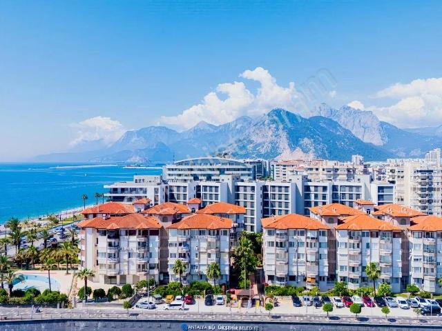 Gizem Sitesi'nde Deniz Manzaralı Satılık 1+1 Daire