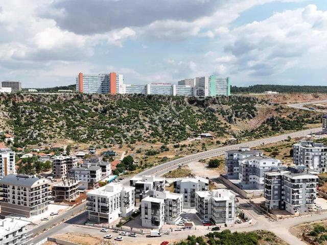 Göçerler'de Havuzlu 2+1 Asansörlü Krediye Uygun Satılık Daire