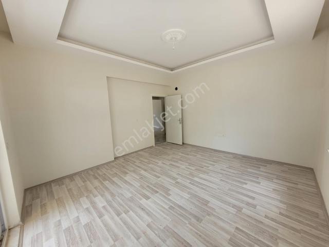 Göçerler'de Kiralık Site İçi 2+1 Yüksek Giriş Daire