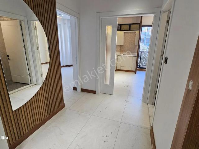 Göçmen Gayrimenkul'den Çarşı Merkezde 2+1 Ultra Lüks Daire