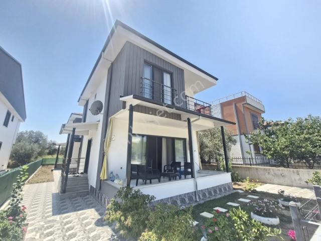 Gömeç Sahilde Ön Cephe 3+1 Mükemmel Satılık 2 Adet Villa