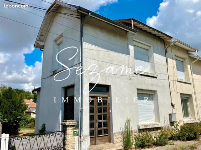 Gond Pontouvre – limite Angoulême – Maison F4 mitoyenne à rénover, garage, jardin
