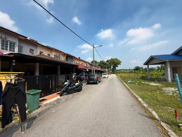 GOOD CONDITION 2 Storey Taman Dato Bandar Meru Klang