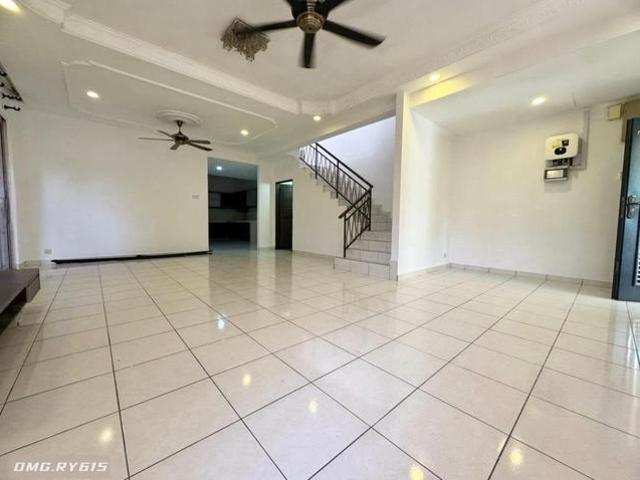 Good Condition 2 Storey Cluster Semi D Aman Perdana Klang Reno Extend
