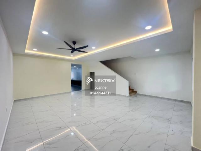 Good Condition 3 Bedrooms Apartment For Sale @ Bukit Indah