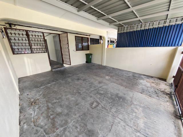 Good Condition Taman Mas Falim 1 Storey End lot Fully extended