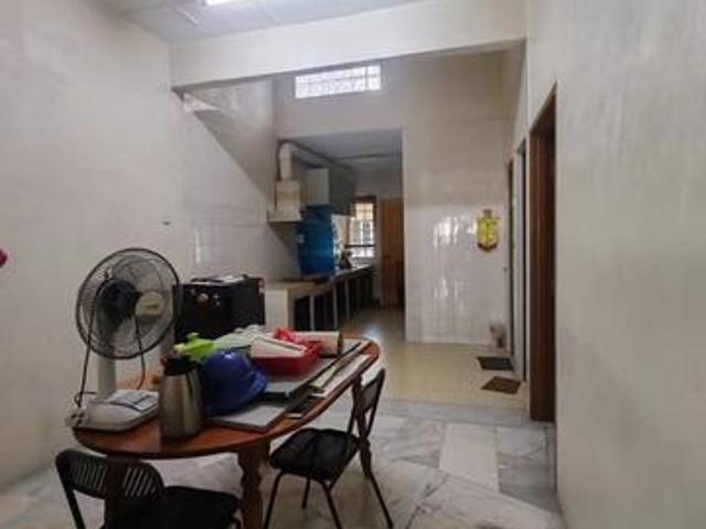Good Condition Value Buy 1 STOREY 20 x 65 TEPI SUNGAI KLANG
