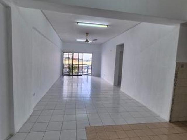 GOOD Condition Vista Bayu Apartment Newly paint 1150sqft Klang