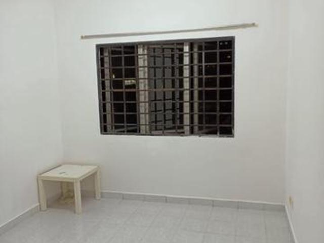 GOOD CONDITION Apartment Salvia Near Giant Supermarket