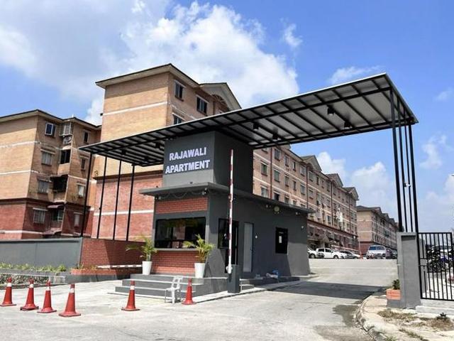 Good Condition Apartment Rajawali Bandar Country Homes Rawang