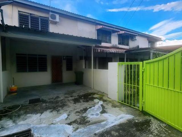 Good Condition Bercham Taman Pakatan Double Storey House For Sale