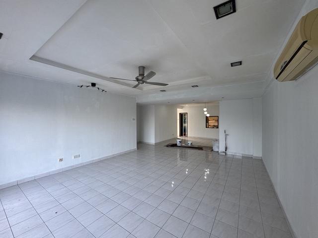 Good Condition Big Layout Villa Lagenda Selayang