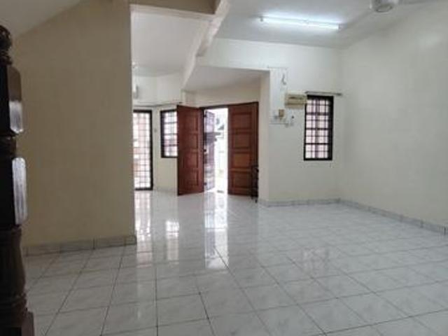 GOOD CONDITION Double Storey House Seksyen 4 Bandar Baru Bangi