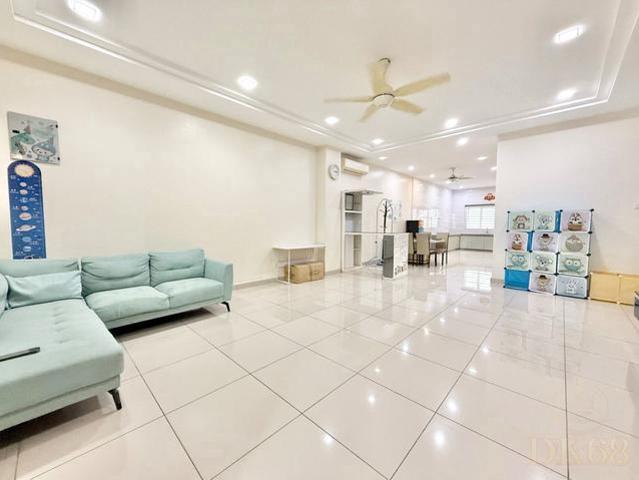 Good Condition Fully Renovated Taman Ehsan jaya Pandamaran 2 Sty House
