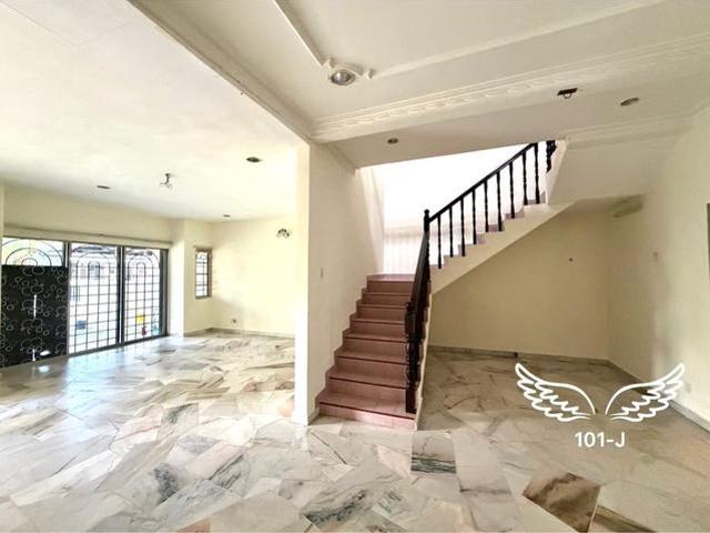 GOOD CONDITION HOT SALES 2 Storey End Lot House Kampung Jawa Klang