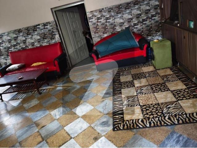 Good Condition Khadim Ali Road