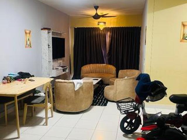 GOOD CONDITION LEVEL 4 D Camellia Apartment Semenyih Setia Ecohill