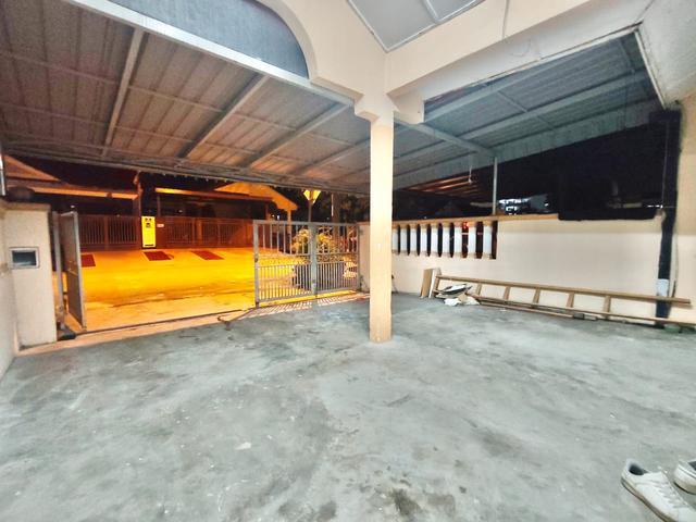 Good Condition Single Storey Taman Mawar BT 16 Rawang