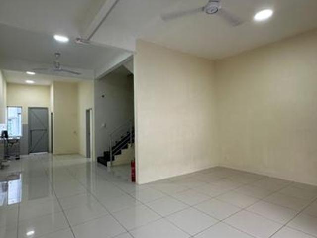 GOOD DEAL Tasek Mutiara SS9 2 Storey Good Condition