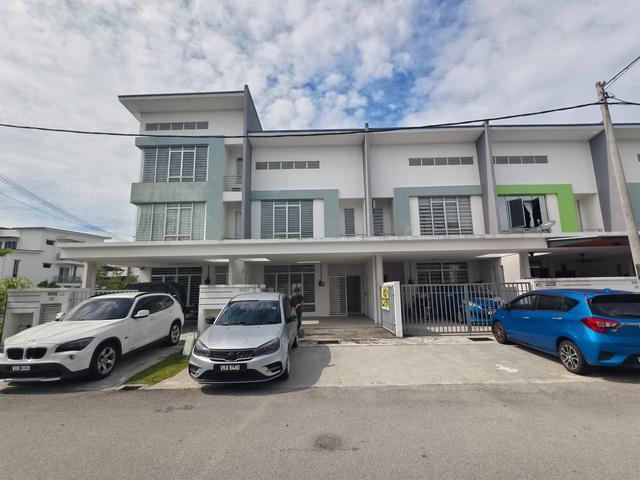 Good Deal Teres 2 Tingkat Taman Suria Warisan Sepang Dekat KLIA