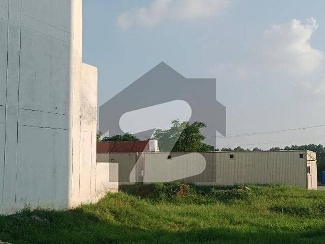 Good Location Main 150 Feet Road Plot For Sale