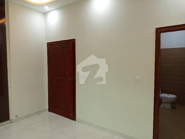 Good Location Near Park Market Masjid Separate Car Porch Meter Separate