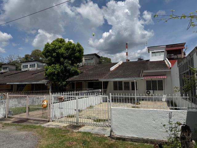 Good location big size house Port Dickson Town Centre