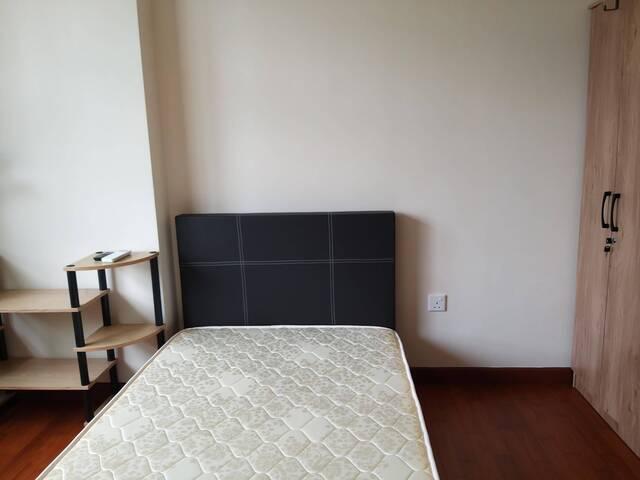 Good Location Clean And Quiet Room