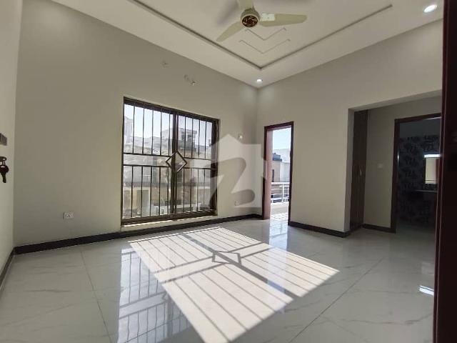 Good Location DHA Sector A Rachna Villas House Sized 6 Marla