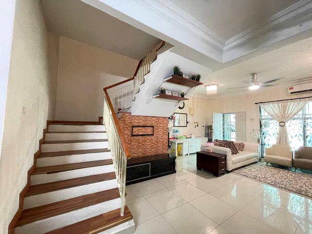 GOOD LOCATION Double Storey House Jalan Putra Impiana 3 Puchong
