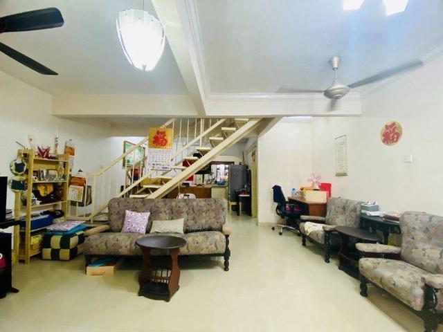 GOOD LOCATION Double Storey Teres Taman Melawati KL 18x60sqft NEGO