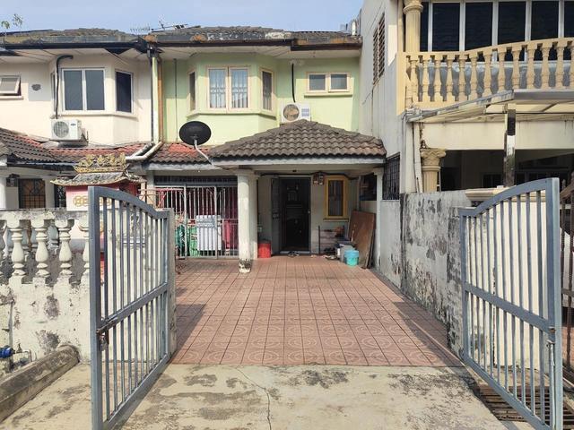 Good Location Double Storey Terrace House Bandar Baru Ampang