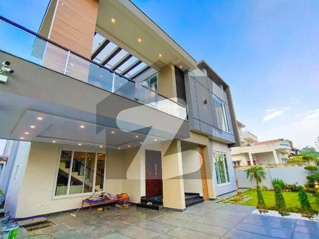 Good Location House Spread Over 1 Kanal In DHA Defence Phase 2 Available
