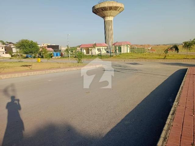 Good Location Residential Plot Of 10 Marla Is Available For sale In Bahria Town Phase 8 Block I, Rawalpindi