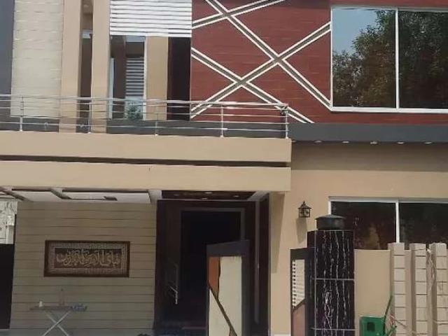 Good Location Upper Portion For rent sheheen block Lahore Bahria Town ID 36797