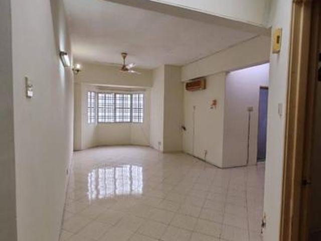 Good Location Value Regency Condominium Kawasan 16 Klang Downtown