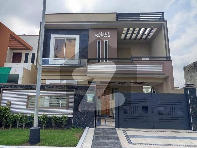 Good Location 10 Marla House For sale In Rs. 39000 Only