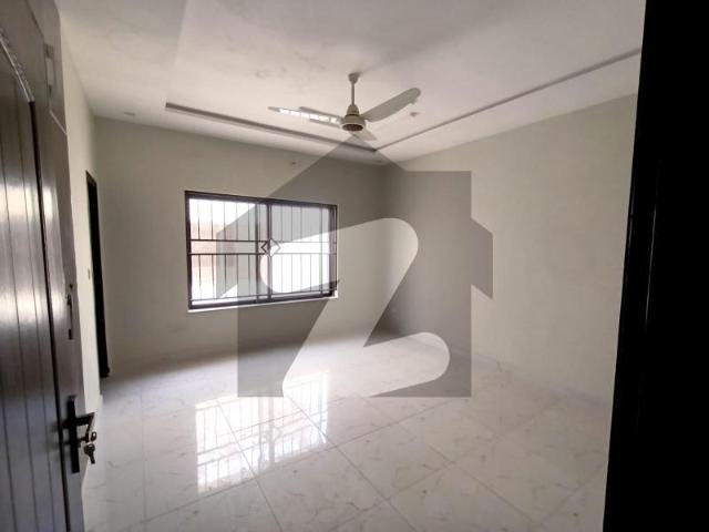 Good Location 10 Marla House In Only Rs. 35000 DHA Sector A
