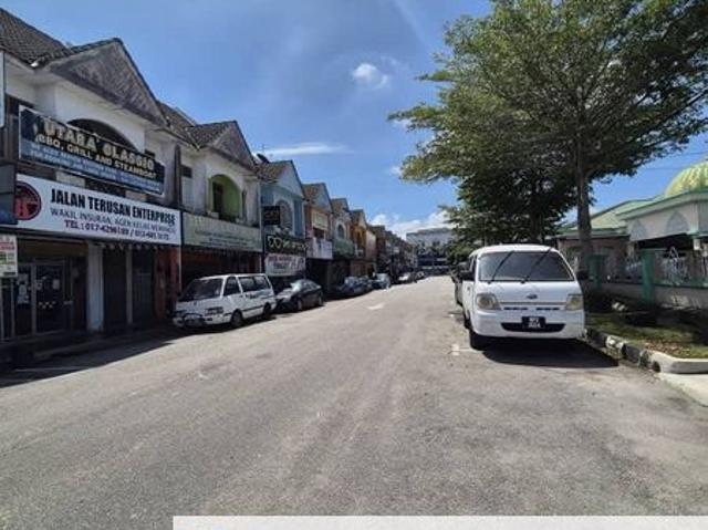 Good location 2 Storey shoplot for sale in Bandar Baru Parit Buntar Perak