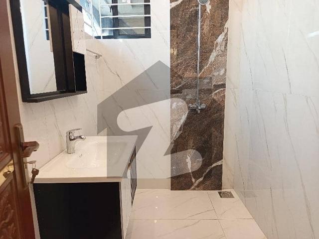 Good Location 5 Marla House In DC Colony For Rent At Good Location