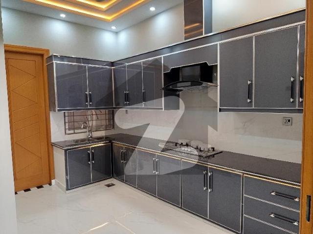 Good Location 5 Marla House Ideally Situated In DC Colony