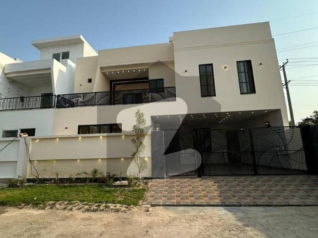 Good Prime Location 6 Marla House For Sale In Buch Villas Phase 2 Ali Block