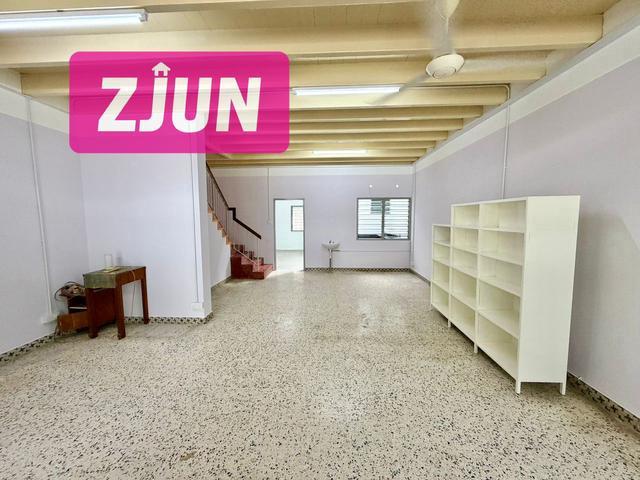 GOOD RENT Double 2 STOREY Terrace 1400sf Land ISLAND HOSPITAL Tikus