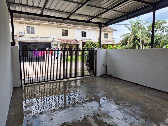 Double Storey Bandar Springhill Lukut Port Dickson Kolej Vokasional PD