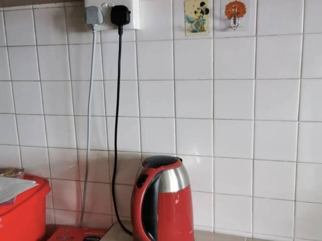 Good size Common room near Kangkar LRT, Food court, Supermarket and Garden