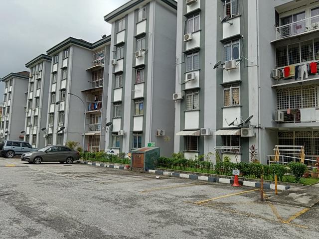 Goodyear Court 6 Subang Perdana 950sf 1K BOOK 100 LOAN