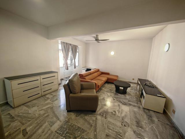Goodyear Court 7 Partly Furnished Subang Perdana Near To Shops MRT