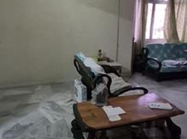 Goodyear court 9 fully furnished sale