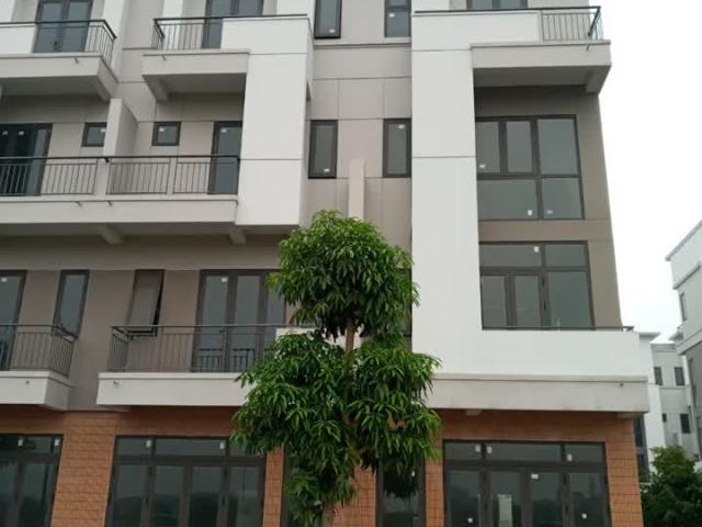 Góc vườn hoa. Dân cư đông đúc. Hướng Đông đầy tài lộc. Shophouse đẹpcực đỉnh giá rẻ cực trũng